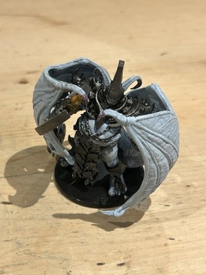 Dungeons and Dragons Miniatures DESCENT INTO AVERNUS Legion Pit Fiend 41/45 D&D