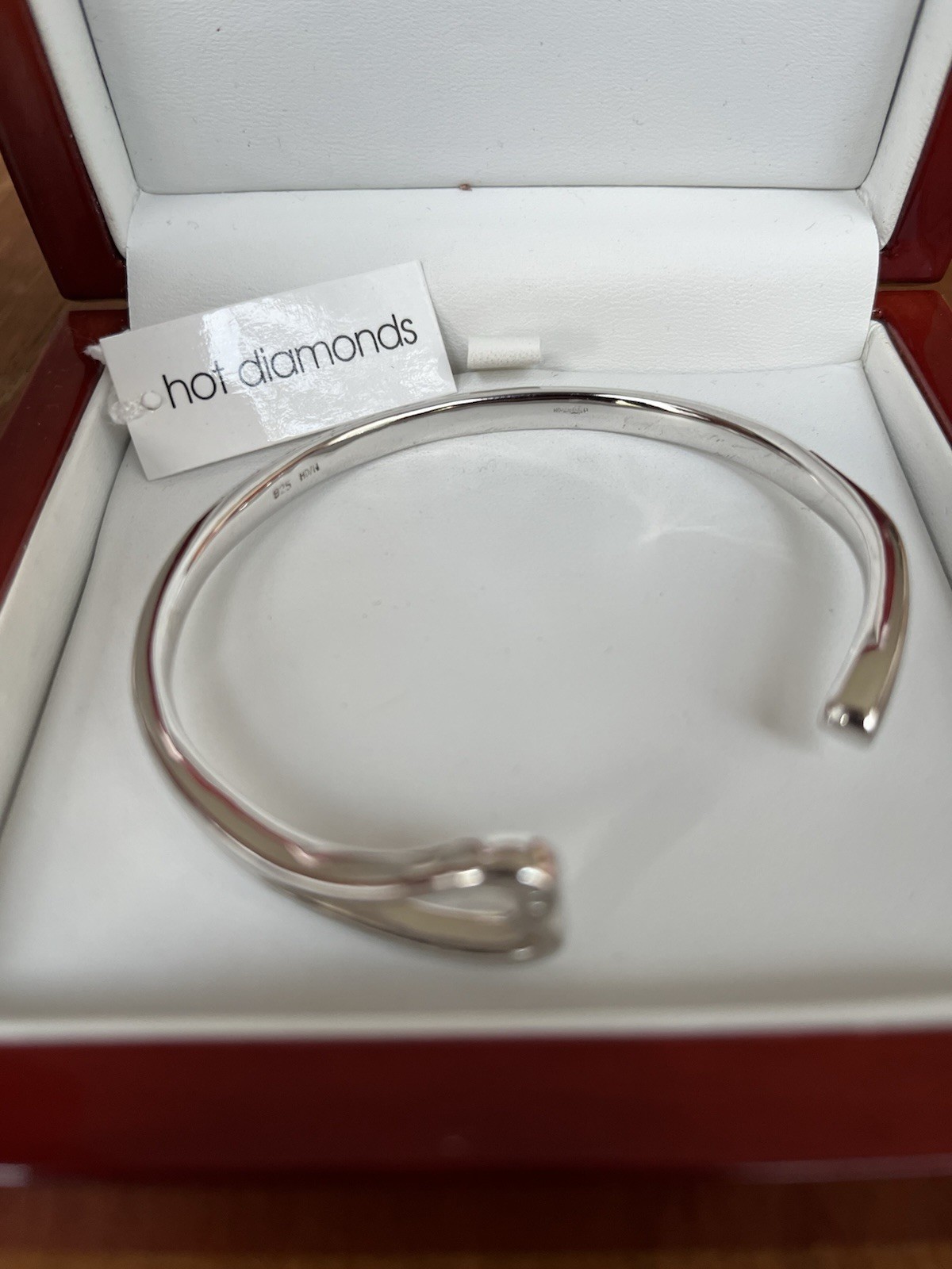 Boxed Solid Silver Hot Diamonds Heart Bangle With… - image 3