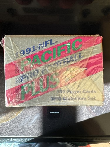 1991 PACIFIC FOOTBALL COMPLETE SET FACTORY SEALED SET 550 CARDS NFL - Picture 2 of 2