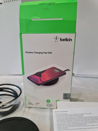 Belkin 15W Wireless FastCharging Pad for Apple Samsung Google LG - Universal 15W - Zdjęcie 2 z 3