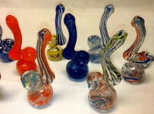 4" Hand Crafted Glass Bubbler (about 55 to 60 Gram) + 5 Pcs. round metal Screens