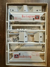 Detail Associates HO Scale CB&Q Burlington Route 2 Bay Covered Hopper - Unbuilt