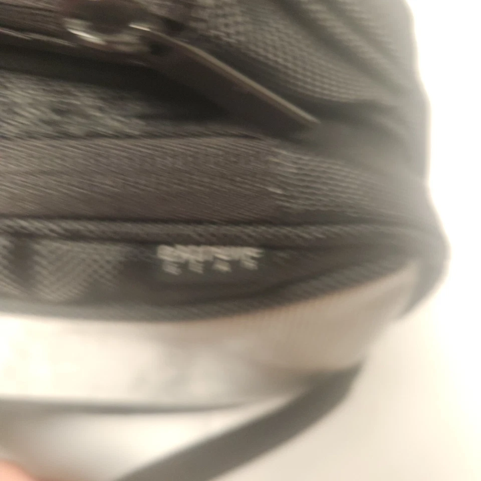 EXTREME GEAR-Bolso acolchado para cámara digital Estuche para lentes Negro/Gris Bolsillos de lona Nylon Foto 2 de 4