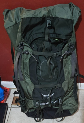green / dark green OSPREY AETHER 70 AG MEDIUM BACKPACK no daypack lid/brain