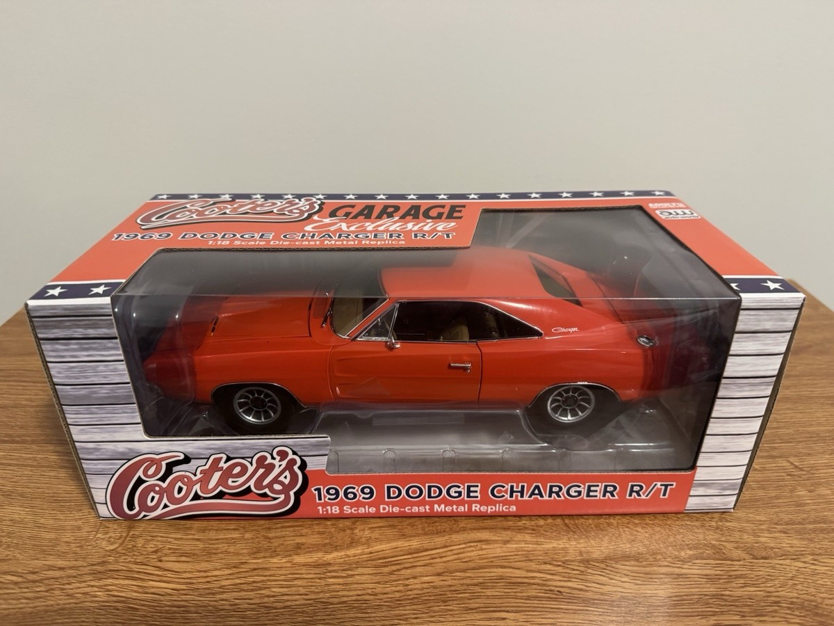 Dukes of Hazzard Auto World 1/18 General Lee 1969 Dodge Charger