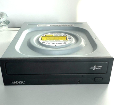 Hitachi-LG HLDS GH24NSD0 Interner DVD 24x Brenner Super Multi Laufwerk SATA