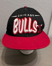 New Era 9FIFTY Chicago Bulls Snapback Hat Black Red Hardwood Classics HWC NBA