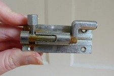 Srebrny przesuwny zamek szopa drzwi przesuwna z szyją ~ 64 x 25 mm