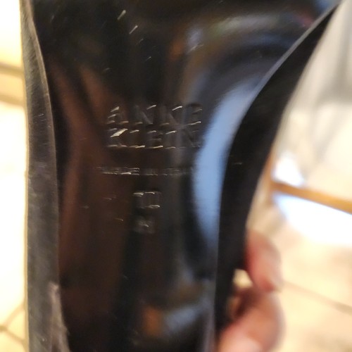 Vintage Anne Klein Womens LuLu Black Suede Mule Slide In Boot Heels Shoes Sz 10M - Picture 8 of 10