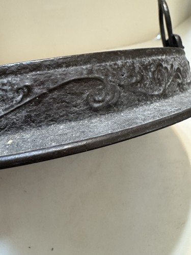 Vintage Japanese Cast Iron Sukiyaki Shabu-Shabu Pot Bail Handle - Picture 10 of 12