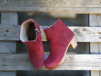 Swedish Clogs Boots Maguba Auckland Raspberry Suede Size US Womens 7 / EU 37
