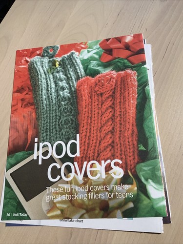 Women’s Snowflake Mittens & iPod Case Knitting Pattern - Picture 4 of 5