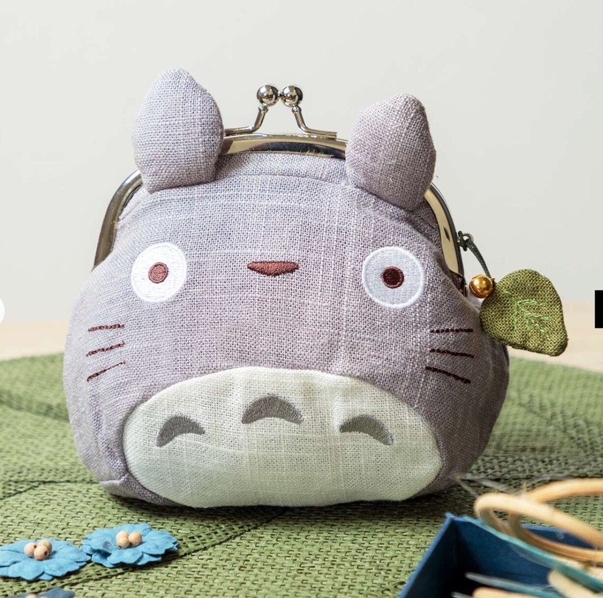 ファッション雑貨 totoro RECOMMEND ITEM】 ITEM: “My Neighbor Totoro”『トトロ大・中