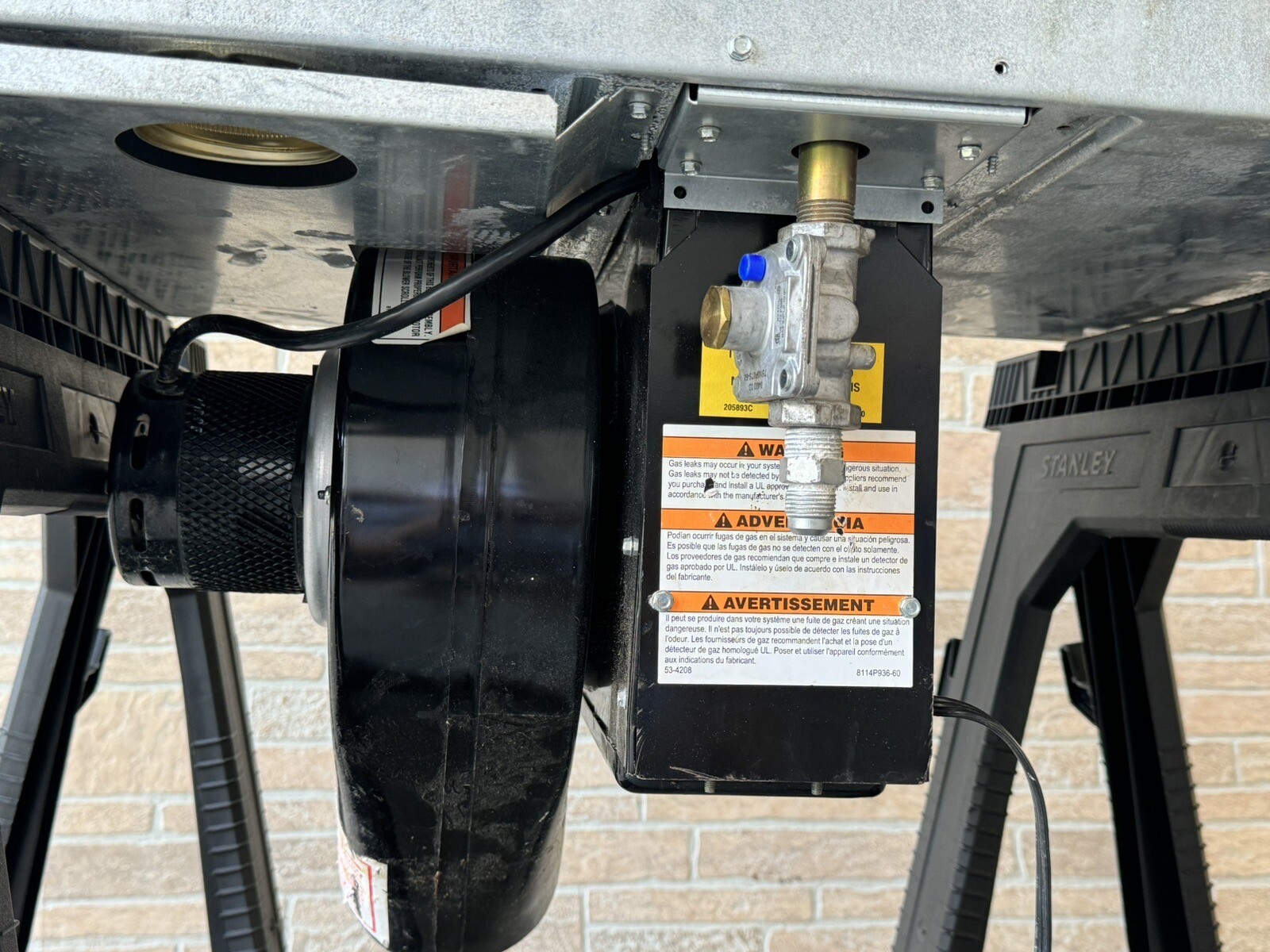 JennAir Downdraft Gas 30” Stainless Cooktop 4 Burners Model