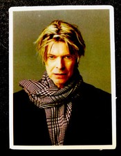 DAVID BOWIE STICKER “WARM SCARF PORTRAIT” 2 1/4 X 3“ GLOSSY BEAUTIFUL￼