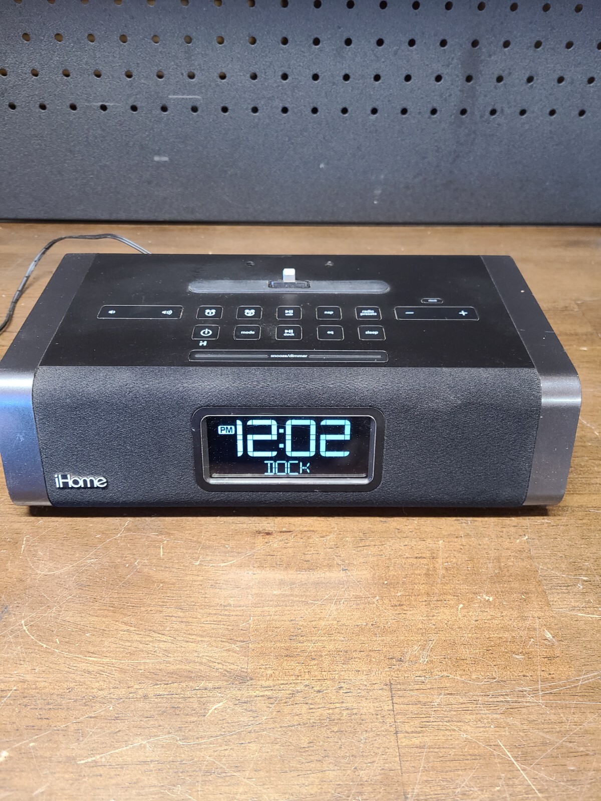 iHome iDL45 Alarm Clock And Iphone Docking Station