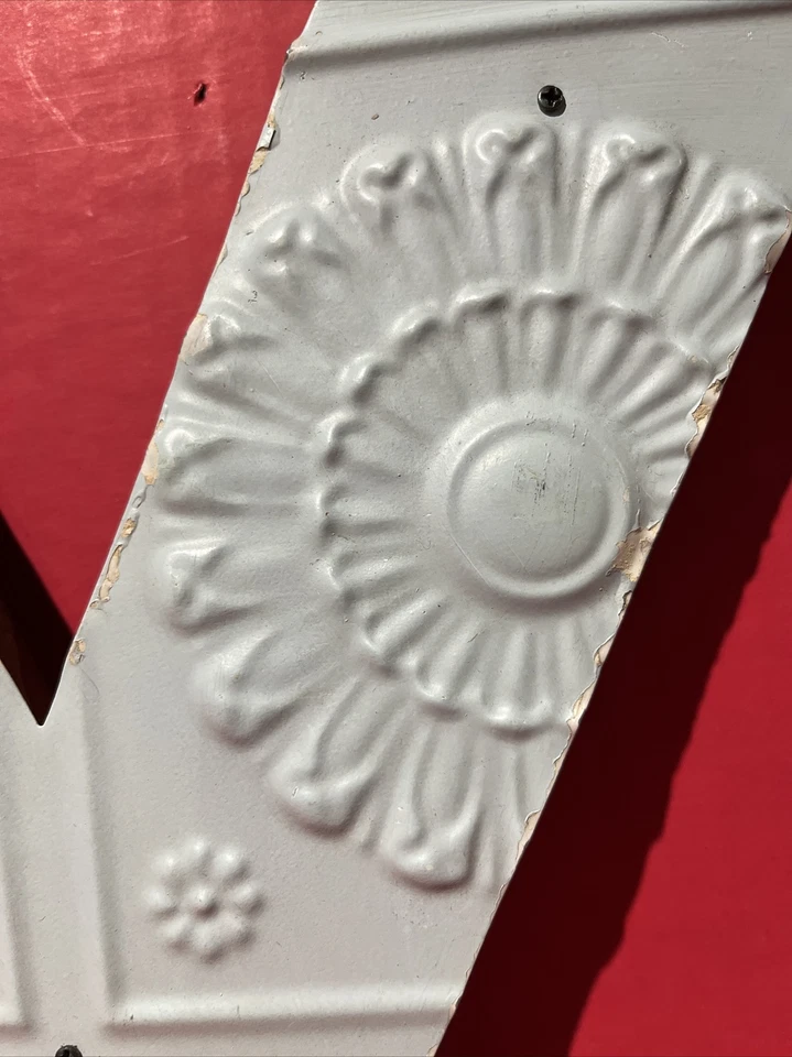 Shabby Chic Wood/Metal Hanging Letter Y Antique Blue 11 11/16” New - Image 3 of 4