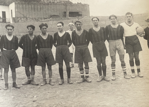 MARTIN CHAMBI VINTAGE SOCCER FUTBOL PHOTO PERU VERY RARE