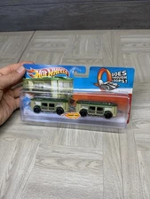 NEW MOC Sealed 2010 Mattel Hot Wheels TURBO TROLLEY Train Cars Rapid Transit