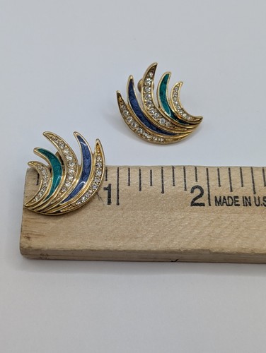Vintage Trifari Rhinestone pierced Earrings - Picture 7 of 7