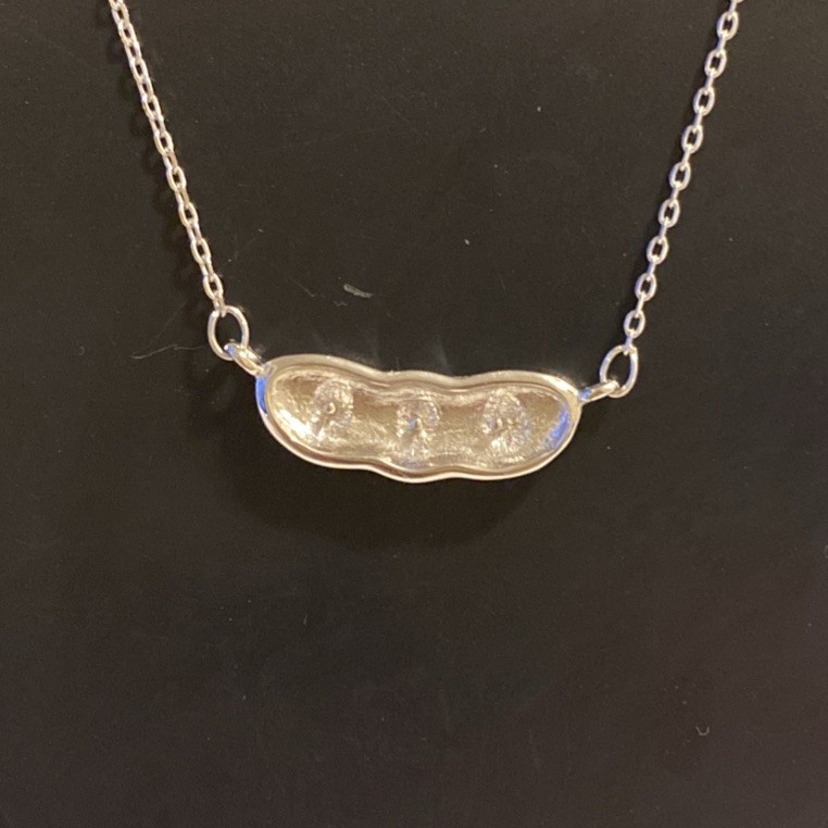 Three Peas in a Pod Sterling Silver Necklace Bail For Three Pearls. Holds 3-6mm