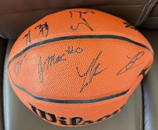 San Antonio Spurs Collecting and Fan Guide 69