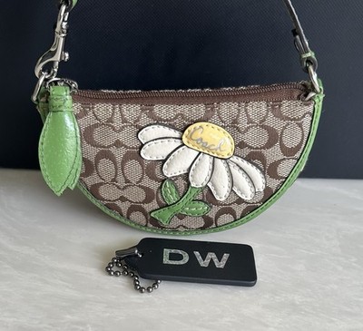 COACH SIGNATURE DAISY APPLIQUÉ COIN PURSE/KEYRING BAG CHARM KHAKI