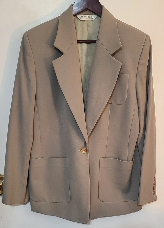 2pc Vtg Austin Reed Wool Skirt Suit Womens Sz 8 Medium Taupe Blazer Set Made USA - Image 3 of 4