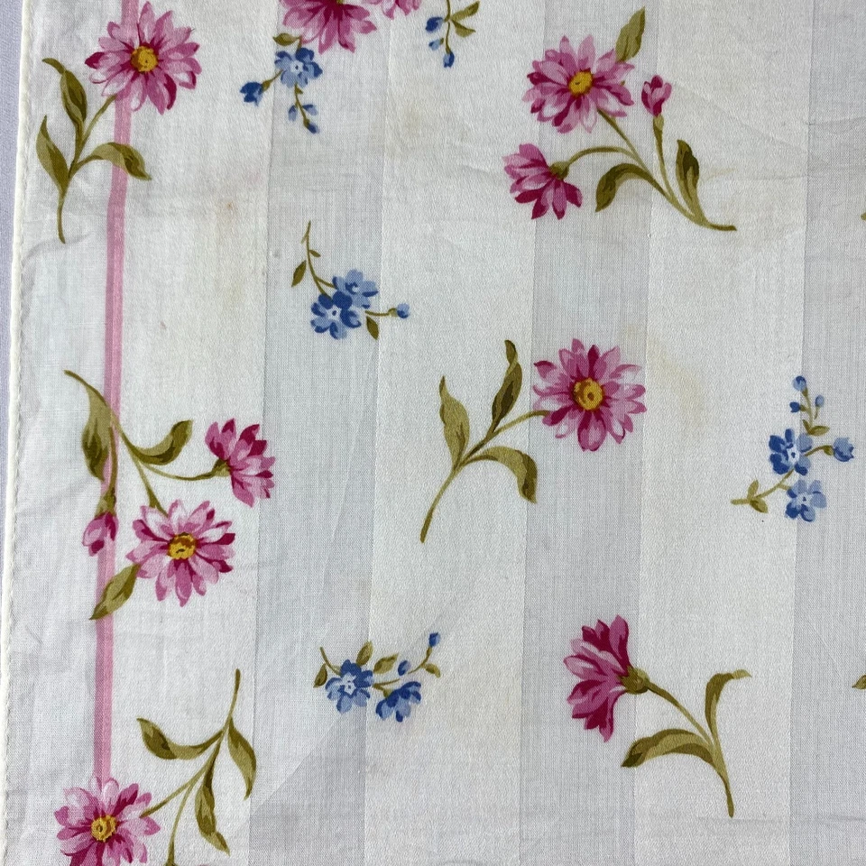 Vintage Laura Ashley Handkerchief Neckerchief Bandana Pocket Square - Image 4 of 4