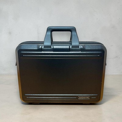Excellent condition Zero New York attaché case business bag, polycarbonate.