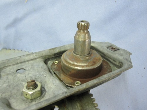 NOS 1965 1968 Fury Polara Monaco Window Regulator RH Dr Mopar 2486852 1966 1967 - Picture 6 of 11
