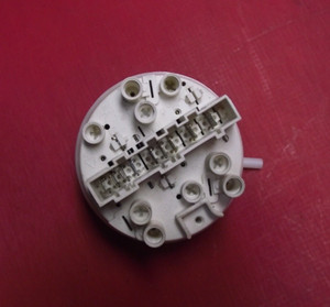 Waschmaschine ZANUSSI FS1555W Druckschalter