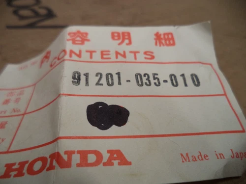 Honda OEM New seal 91201-035-010  #1947