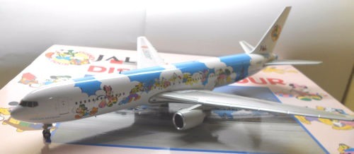 1/200 Japan Airlines (JAL) B767 DREAM EXPRESS DISNEY ON TOUR 1/200 Japan Airlines (JAL) B767 DREAM EXPRESS DISNEY ON TOUR