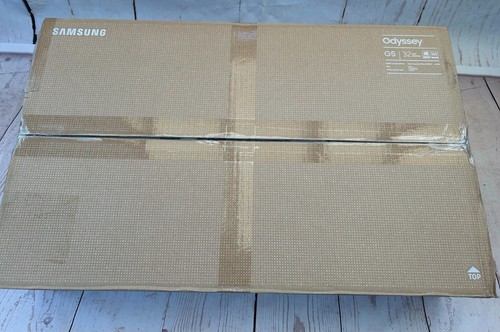 Samsung Odyssey G5 Gaming Curved Monitor C32G53TQWR 32" - Black ** Ex Display** - Picture 5 of 6