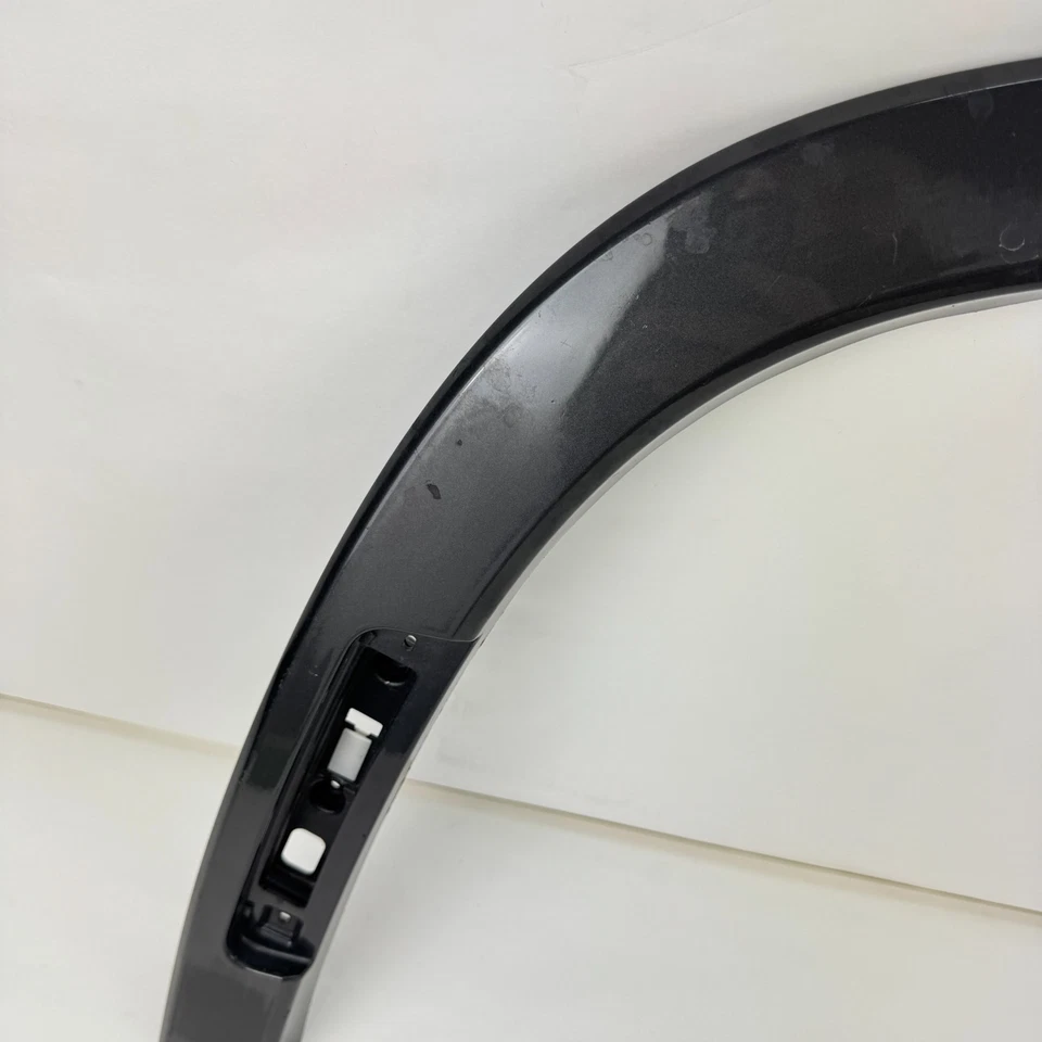 2022 2023 Jeep Grand Wagoneer Front Left Fender Flare Wheel Molding 68565165AC - Image 4 of 4