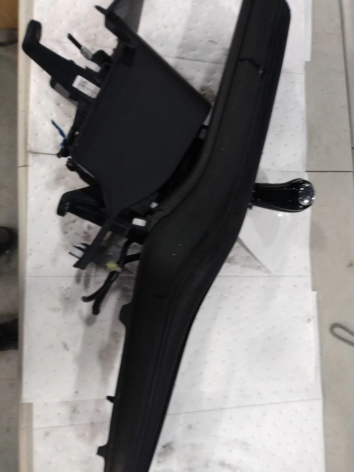 Conjunto de palanca de cambios de transmisión automática usado se adapta a: Honda Hr-v 2016 grado A Foto 2 de 4