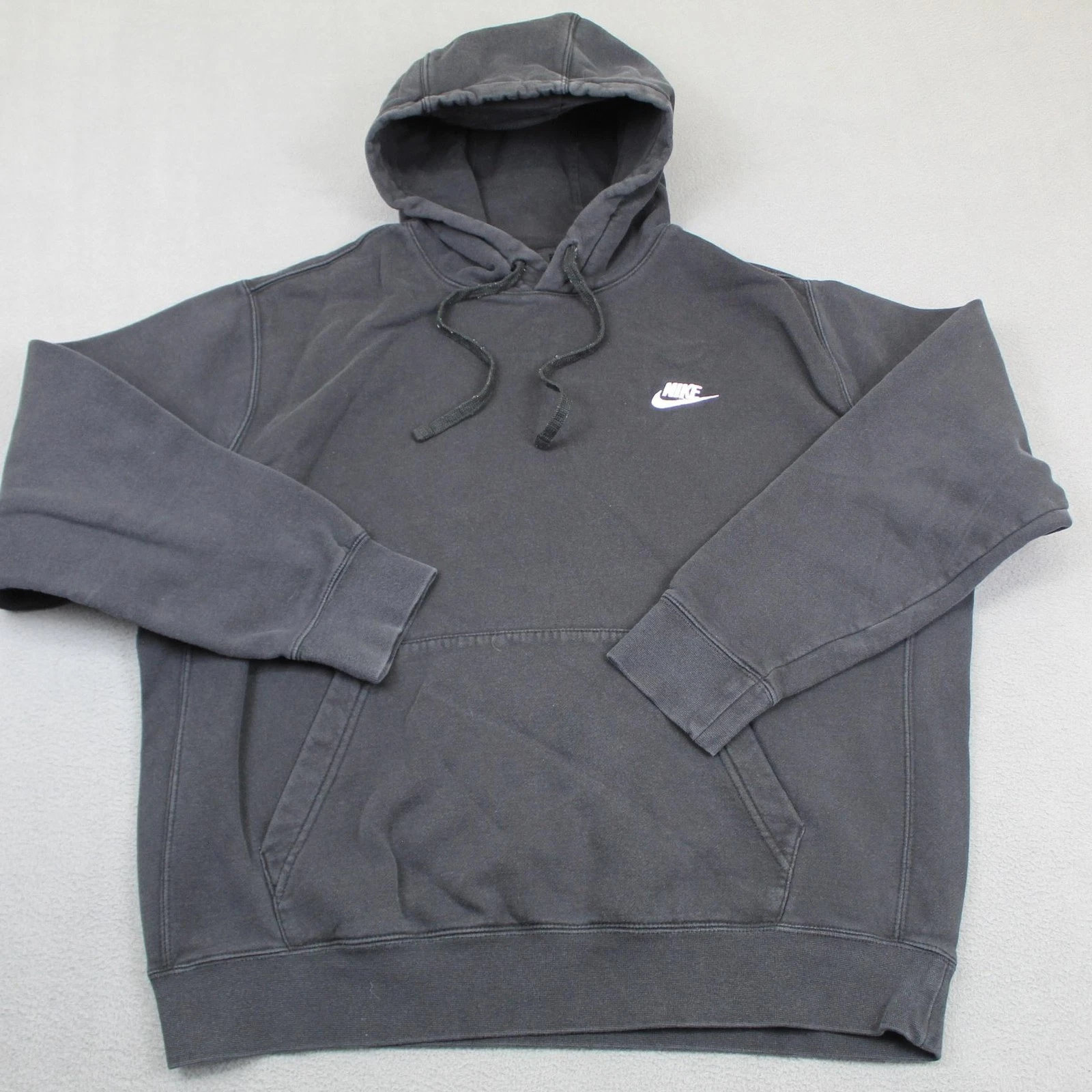 Nike Hoodie Mens Large Black Club Fleece Pullover Sweatshirt Swoosh Logo