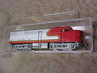 Mehano H0 - Coffret - avec locomotive diesel, train en - Catawiki