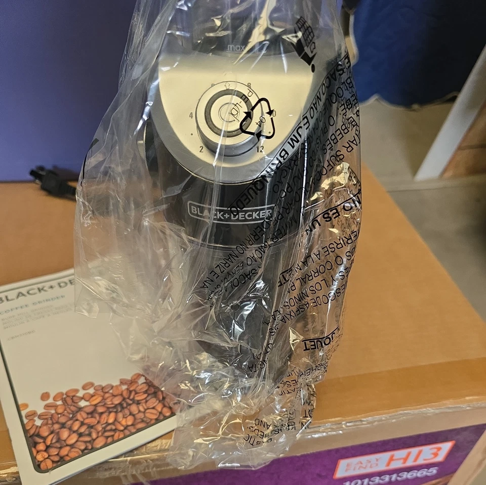 Molinillo de café eléctrico BLACK & Decker acero inoxidable CBM310BD NUEVO Foto 3 de 3