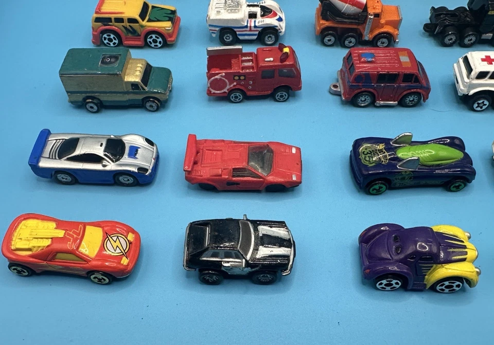 Micro Máquinas Mini Coche Gran Lote Muchas Marcas Militar Lamborghini Chevy Camión Van Foto 4 de 4