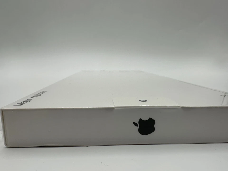 Apple Magic Keyboard - MK2A3D/A - A2450 - Weiß - Deutsch - Neu OVP verschweißt - Bild 4 von 4