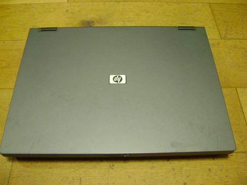 HP Compaq 6715b Vintage Laptop - GOOD CONDITION BUT NO OPERATING SYSTEM - Picture 18 of 18