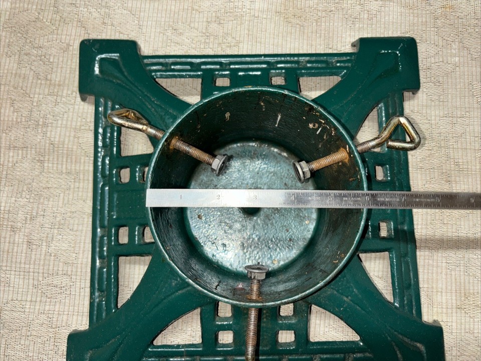 Vintage Heavy Duty Cast Iron Christmas Enamelled Green Victorian Tree