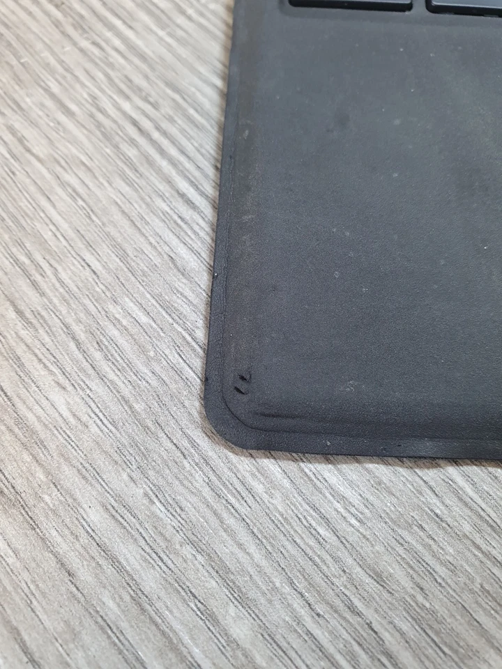 Microsoft Surface Pro 4 12.3" M3-6Y30 @ 0.9GHz 4GB RAM 128GB SSD Grade C EJ1102 - Image 4 of 4