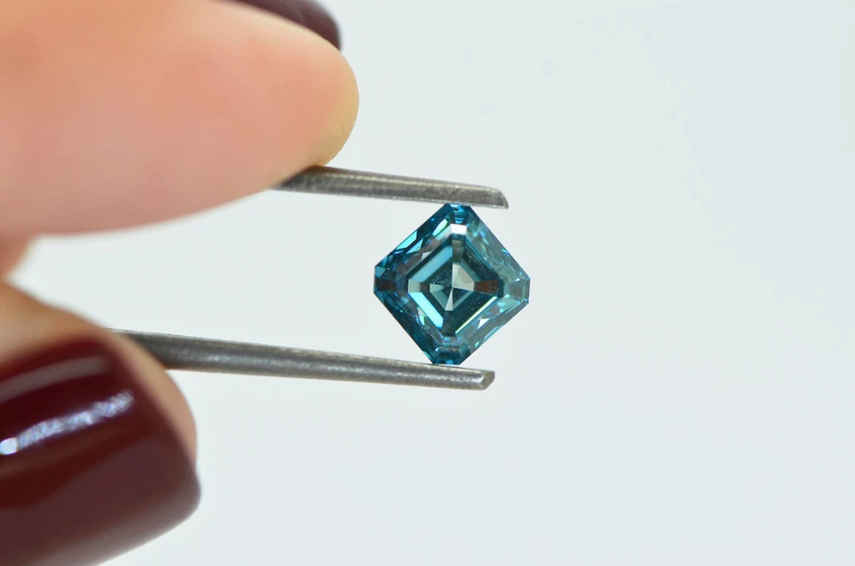 Asscher Shape Diamond Loose Fancy Blue Color Certified Enhanced 1.01 Carat VVS2 - Image 2 of 4