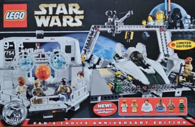 LEGO Star Wars: Home One Mon Calamari (7754) with  Mini Figures and Instructions