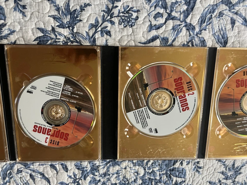 The Sopranos Complete Seasons 3 DVD Crime Family Drama TV Show Region 1 - Image 4 of 4