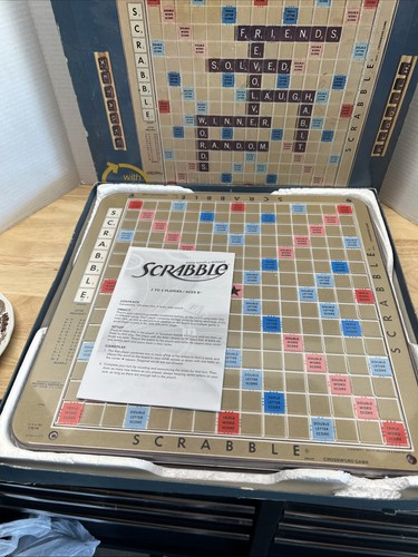 Vintage 1977 Scrabble Deluxe Rotating Board Game Complete Wooden Tiles US Made - Picture 2 of 6