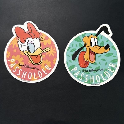 Set Of Two Walt Disney World Pass holder Magnets Pluto Daisy 